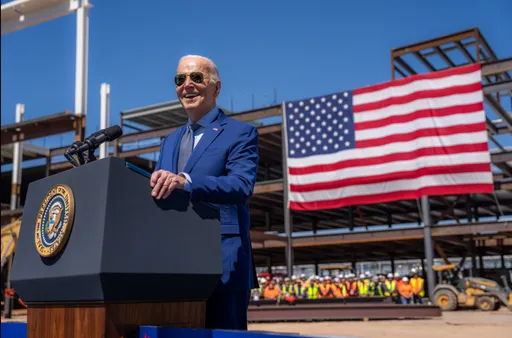 網傳「拜登4年前就葬在國家墓園了」 事實查核在此