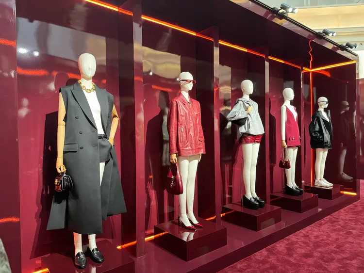 展場中展出有ANCORA春夏女裝。張家玲攝