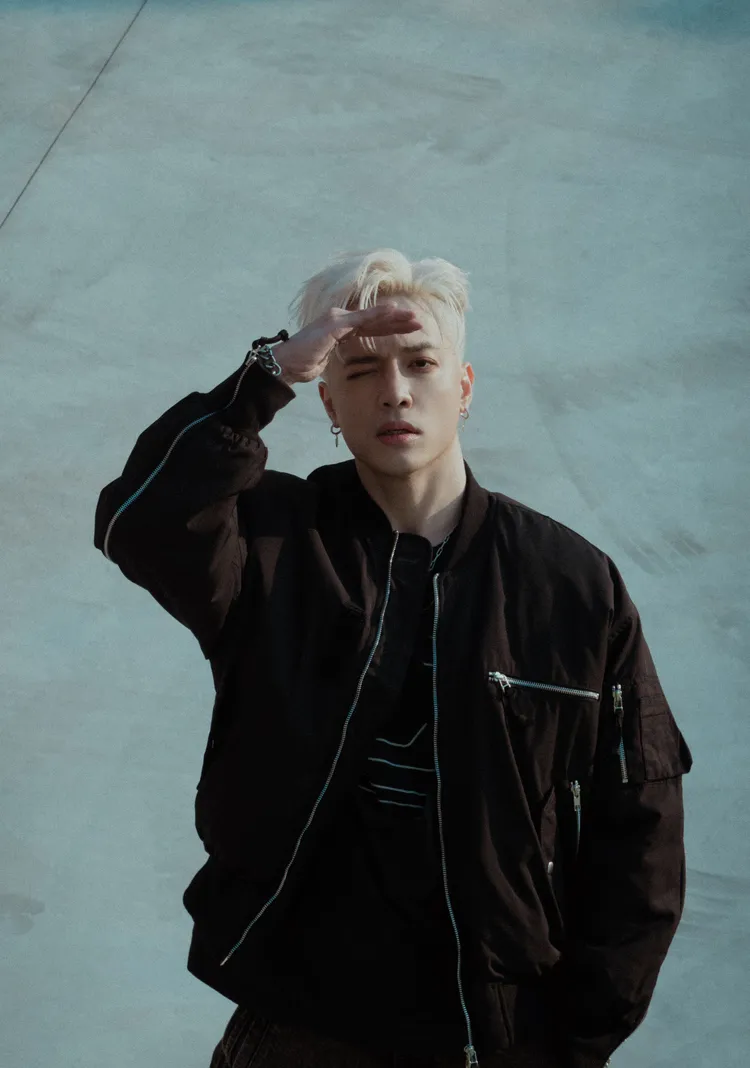 J.Sheon開心與TABLO跨國合作。RYCE提供