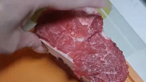 超市大塊牛肉竟是「牛油貼皮瘦肉」　騙倒顧客結果要賠10倍