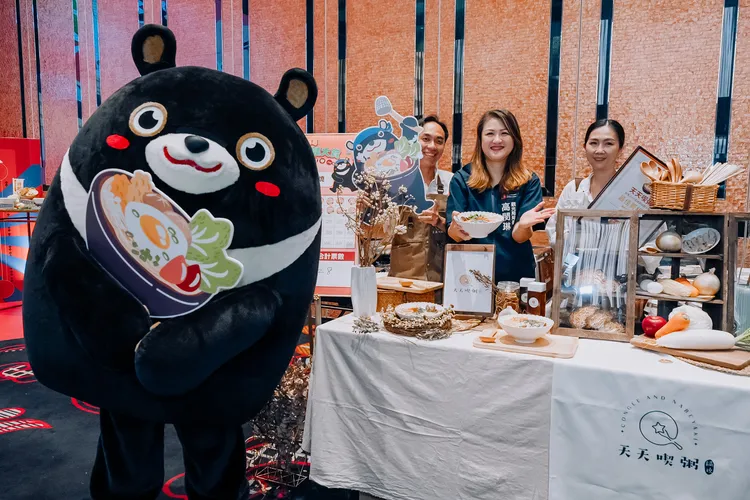 「高雄10大鍋燒麵」今揭曉。觀光局提供