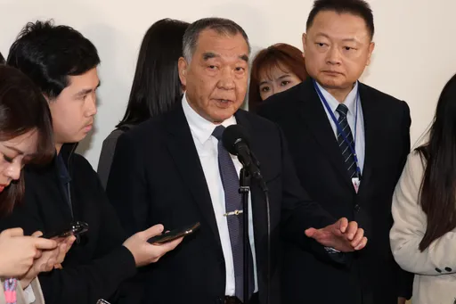 總統府憲兵自戕案「造假哨表」？邱國正說重話　籲面對問題：別欺騙遮掩