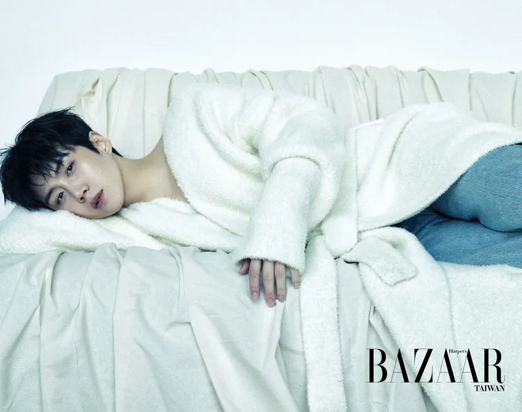 金宣虎拍攝《Harper’s BAZAAR》封面。《Harper’s BAZAAR》提供