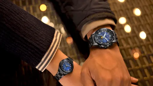 CITIZEN端「夜川月」限定錶迎白色情人節 深藍錶盤徜徉浪漫星空