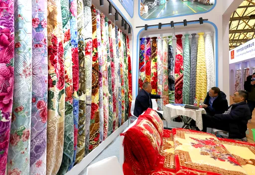 中國出口增勢迅猛「補血」經濟　紐時：恐衝擊各國經濟、就業