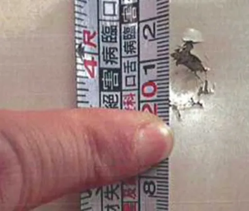 他載孕妻國道逼車挨告 無人傷亡!卻因一個「10mm凹洞」判囚10月