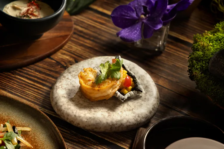 澎湖明蝦．鳳梨．冬蔭功醬。業者提供