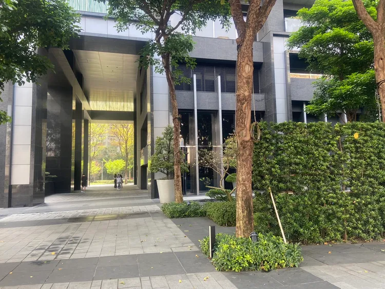 D+隱身在東區高級俬宅內。陳揚盛攝