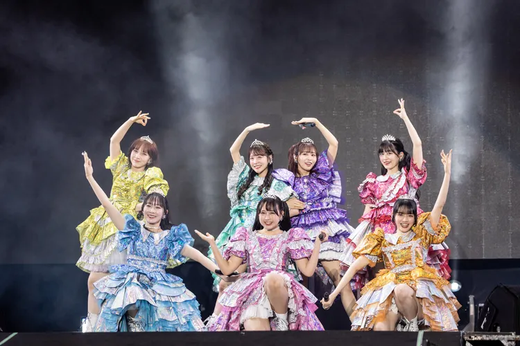 FRUITS ZIPPER是卡莉怪妞的師妹。寬寬整合行銷提供