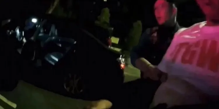 洪嫌拒檢逃逸，仍遭警方壓制。翻攝畫面