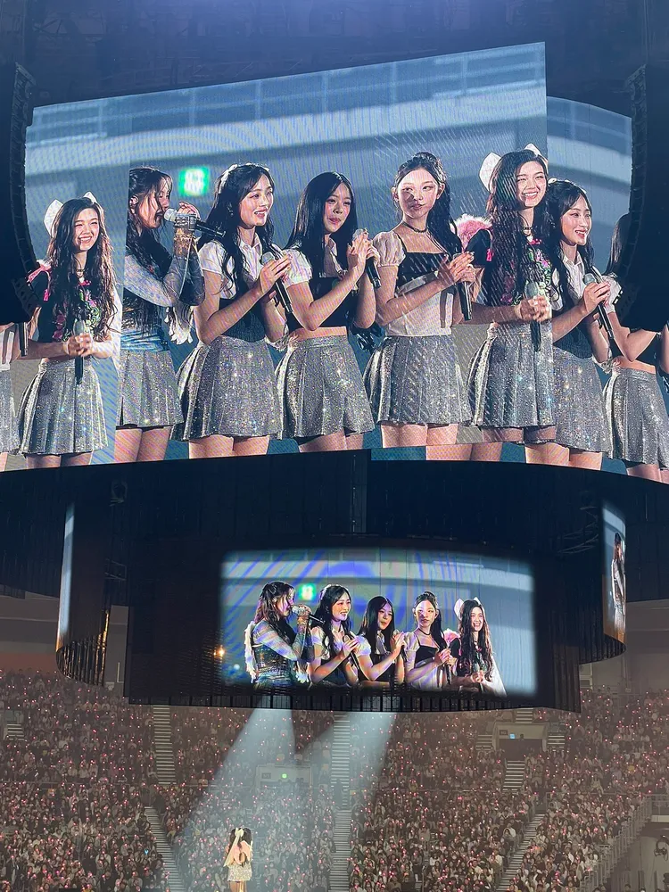 NewJeans是IU昨晚的演唱會嘉賓。翻攝X（推特）