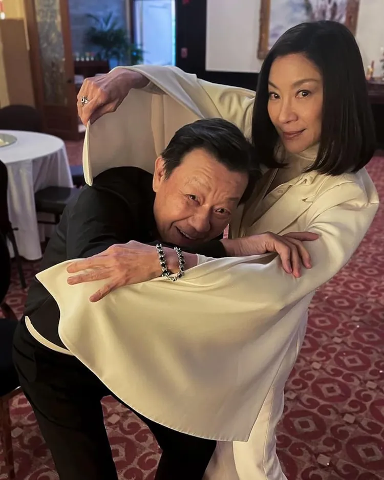 楊紫瓊（右）和寇世勳互相感謝。翻攝寇世勳IG