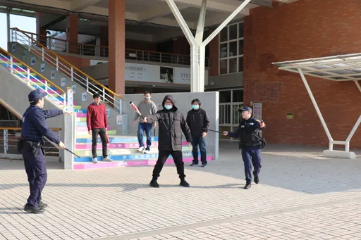 提升學童安全意識 桃警攜手學校舉辦安全防護演練