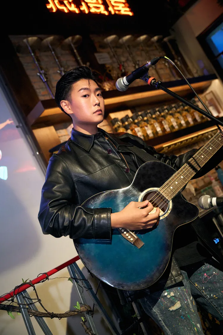 孫王力被酸變性回嗆。環球音樂提供