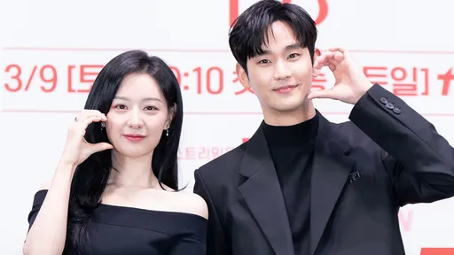 金秀賢《淚之女王》首當人夫自嘲窩囊　金智媛甜誇尪「好體力」