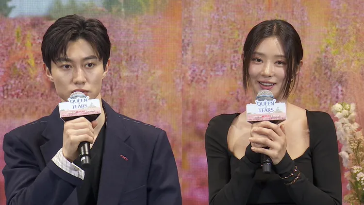 郭東延（左圖）、李主儐在《淚之女王》飾演夫妻。Netflix提供