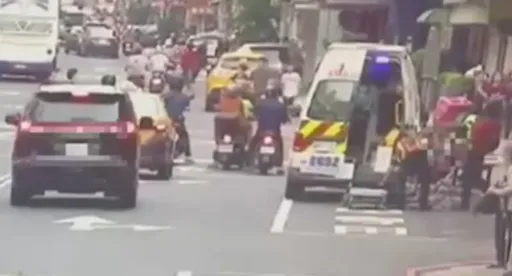 疑吃粿條奪命!「寶林茶室」中毒案1死3命危 緊急送醫畫面曝光