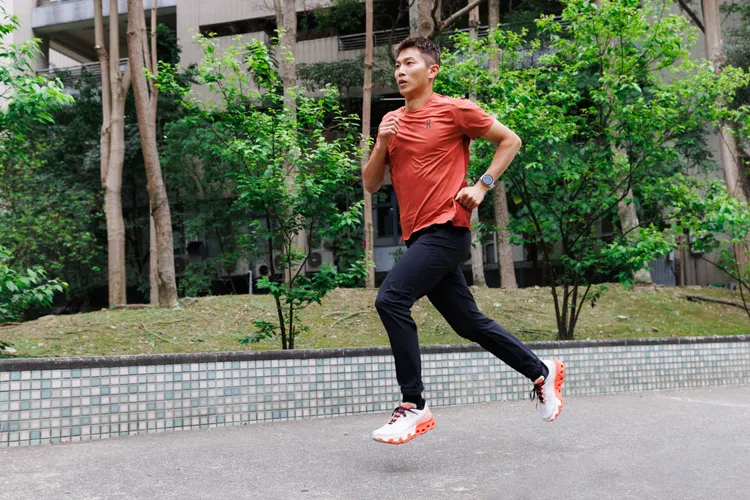 楊志祥為Cloudmonster系列的忠實粉絲。品牌提供