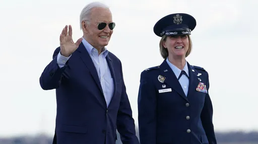 足勇健！81歲拜登回春大解密　這個神秘小物讓他「一尾活龍」