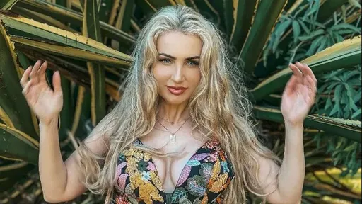 34歲比基尼辣模認罪「性侵未滿16歲名校生」　最重可判無期徒刑