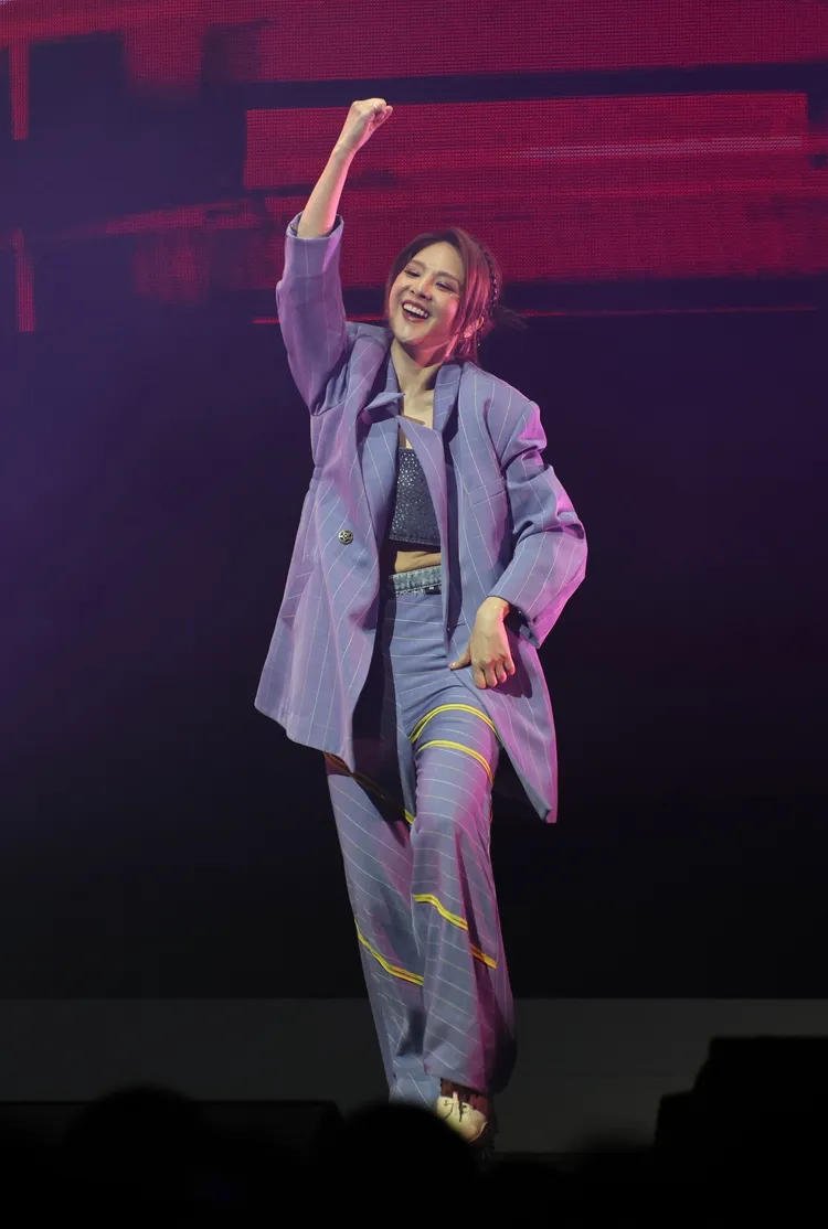 郭靜展現動感一面。彭欣偉攝