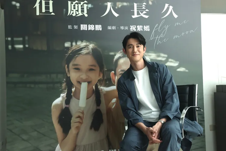 吳慷仁在香港1打8直喊頂不住。彭欣偉攝