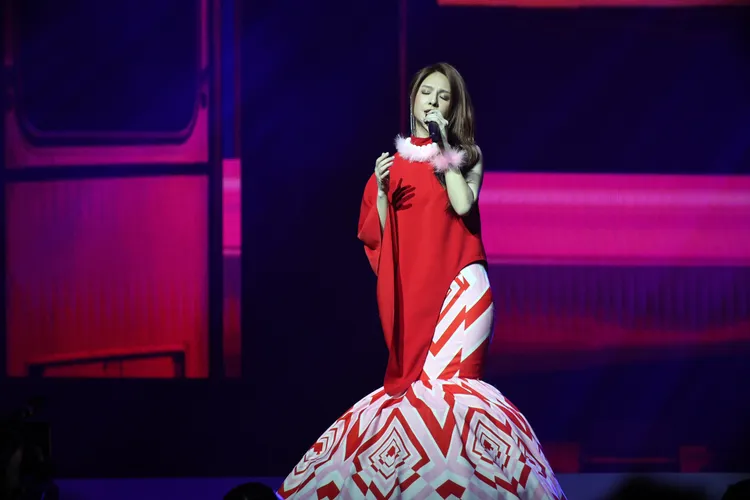 郭靜化身美人魚開唱。彭欣偉攝