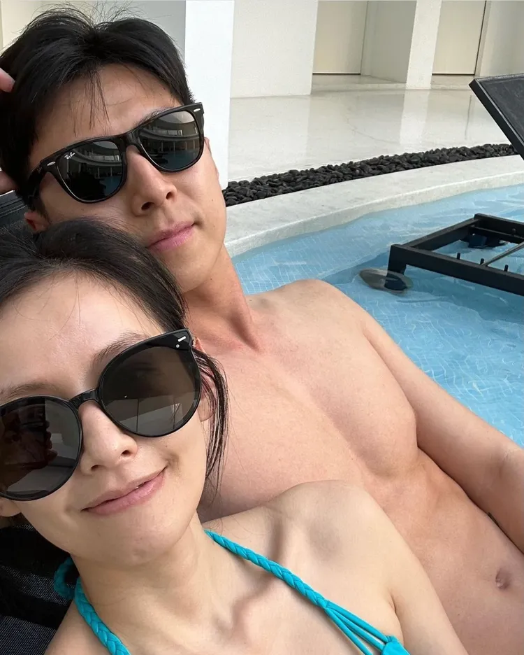 袁艾菲（左）和老魚結婚5年。翻攝袁艾菲IG