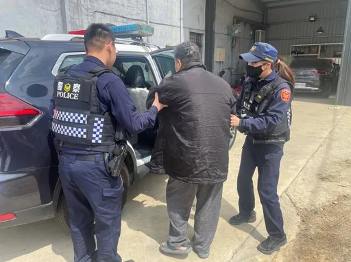 視障男拒洗腎偷溜出門迷了途 大園警伸援手助返家還加碼這事