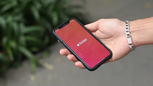 3寶爸裝單身Tinder把妹 老婆抓包「他不知道聊天對象就是我」