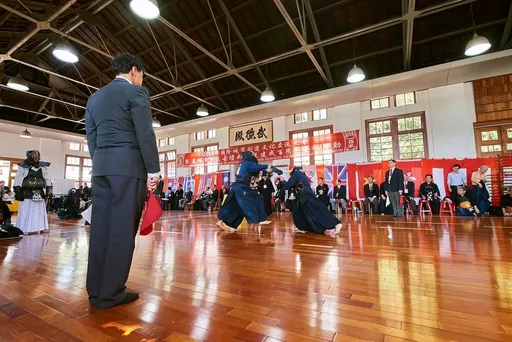 400位國際劍道好手齊聚高雄!祝賀武德殿百歲 日本拔刀會長真刀演武