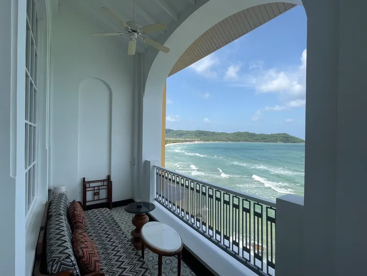 酒店被譽為「全球最美JW萬豪酒店」，是許多品牌飯店愛好者一生必住的清單之一。娜拉攝