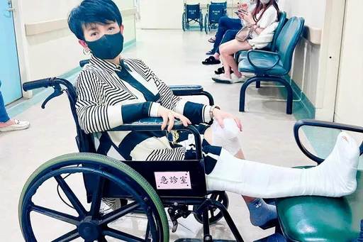 周思潔台中跌倒摔到骨裂!要申訴促整頓 中市府回應了