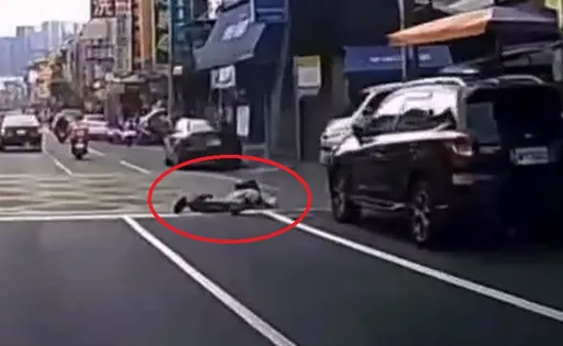 台中男馬路騎電動滑板車　慘仆街摔成腦震盪！還得收罰單