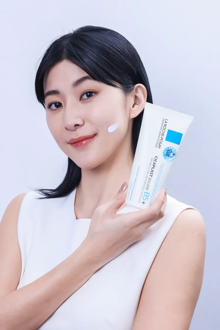 理膚寶水B5+全面修復霜歡慶上市10周年推出大容量版本，200ml／1570元。品牌提供