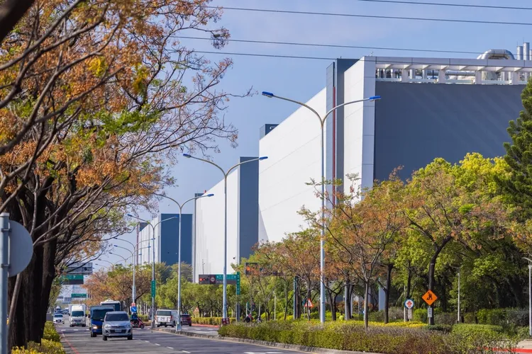 隨南科園區不斷擴大，緊鄰南科園區新市新和重劃區成科技新貴置產首選。資料照片