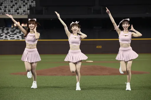 好香！林襄首度變身「小龍女」　大跳性感應援曲炫6塊肌