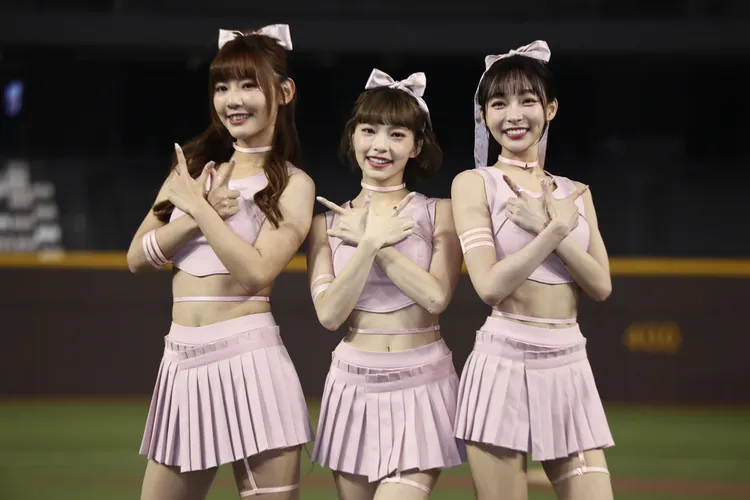 林襄加入味全龍。  彭欣偉攝