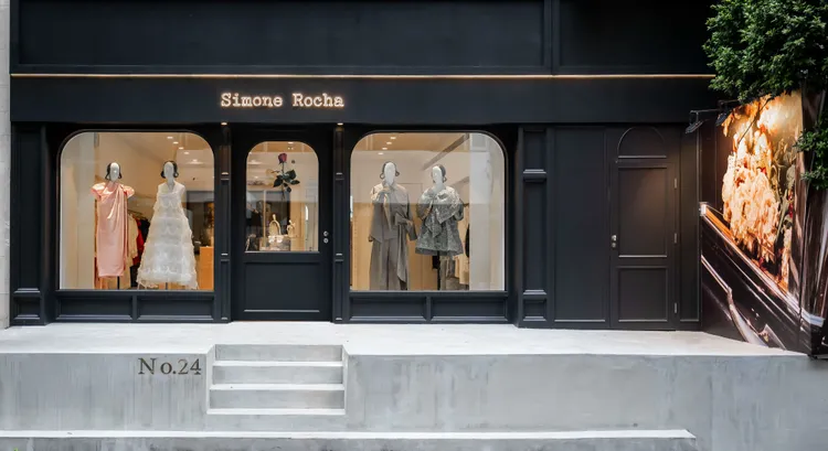 旗艦店店裝延續了倫敦一號店的經典風格。品牌提供