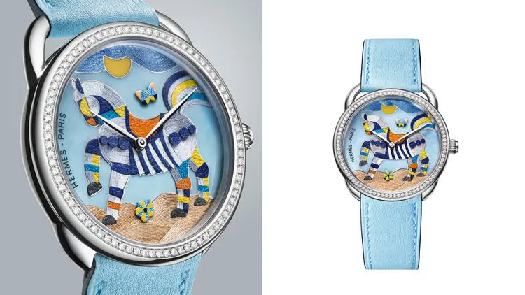 Arceau Mon Premier Galop工藝腕錶，38mm，白K金錶殼鑲嵌82顆鑽石，金質錶面，Zéphyr 藍色Swift小牛皮錶帶，愛馬仕自製H1912自動上鍊機械機芯，動力儲存50小時，防水深度30米，限量24只，289萬9000元。品牌提供