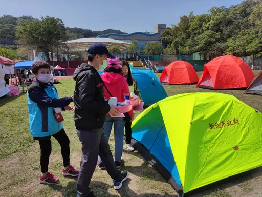 泰山區公所強震防災演練百人疏散 體育園區搭帳篷成大型避難所