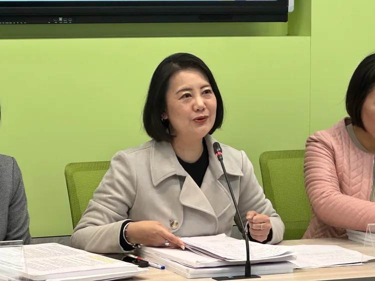 黨團幹事長吳思瑤。潘袁詩羽攝
