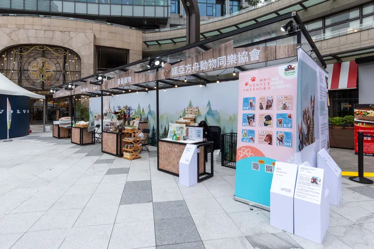 Volvo融入品牌北歐特色打造風格寵物市集，讓車主與愛寵同樂。業者提供
