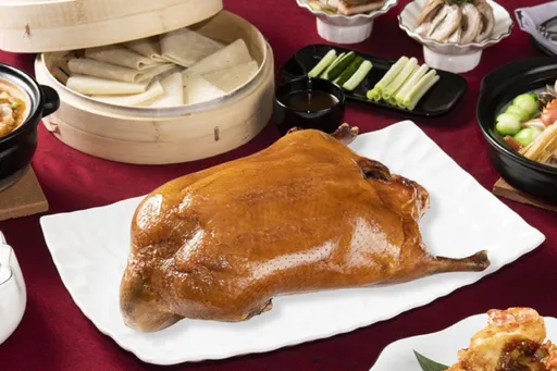 极致宫廷美食!JR东日本台北凯华楼必吃黄袍北京烤鸭狮子头