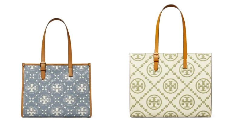 T Monogram小型丹寧托特包（左）1萬9900元、T Monogram壓花托特包（右）2萬6900元。品牌提供