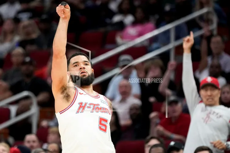 范維利特投進10記3分球。美聯社