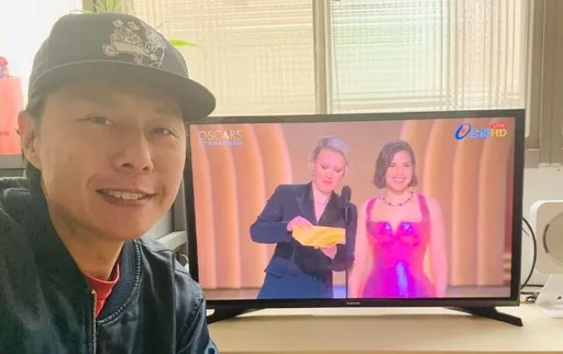 港星在台湾看奥斯卡直播附中文翻译喊幸福　香港电视台今年没得播