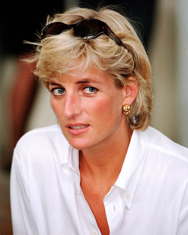 1997年黛安娜王妃看球照片。royalfocus1