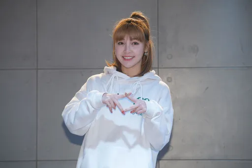 電豹女集體大爆料! 「啦啦隊女神」草莓私下超級ㄎㄧㄤ