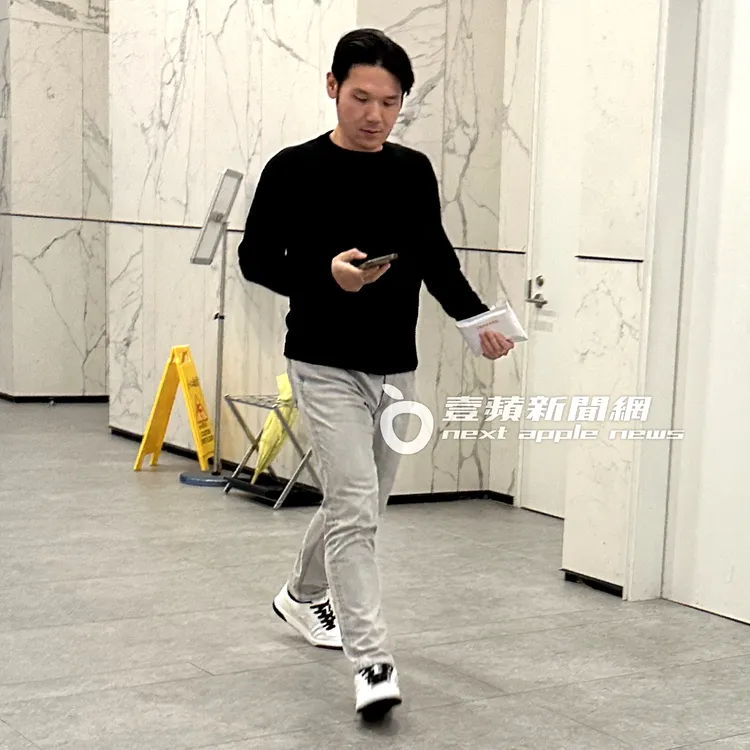 陳怡蓉老公薛博仁獨自前往餐廳。特勤中心攝